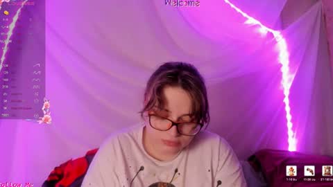 seductive_she_wolf online show from June 9, 2026, 6:41 pm