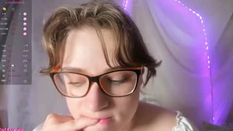 seductive_she_wolf online show from June 29, 2026, 10:21 pm