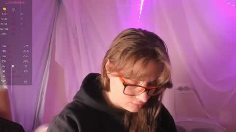 seductive_she_wolf online show from July 7, 2026, 2:43 pm