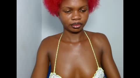 seductive_sugar247 online show from April 12, 2026, 9:25 am
