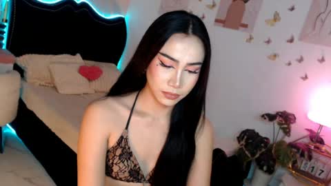 Snapshot of seductive_vana chatting on June 16, 2026, 5:04 pm Vanessa online show from June 16, 2026, 5:04 pm