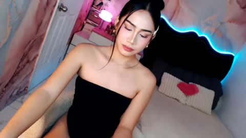Vanessa online show from July 24, 2026, 12:52 am