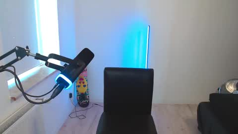 Snapshot of seductivebitxh chatting on September 15, 2025, 10:48 am May online show from September 15, 2025, 10:48 am