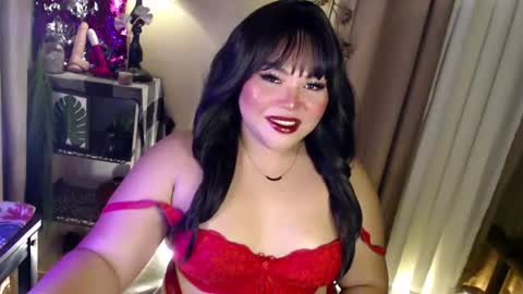 Snapshot of seductivecurvesxxx chatting on June 15, 2026, 4:42 pm Its me Jazzi online show from June 15, 2026, 4:42 pm
