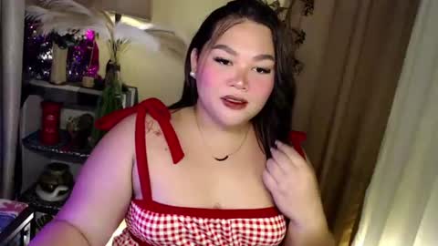 Snapshot of seductivecurvesxxx chatting on July 23, 2026, 4:16 pm Its me Jazzi online show from July 23, 2026, 4:16 pm