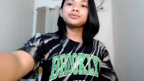 Snapshot of seductivedeluxe69 chatting on May 22, 2026, 5:07 pm Deluxe online show from May 22, 2026, 5:07 pm