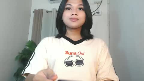 Snapshot of seductivedeluxe69 chatting on May 24, 2026, 9:20 pm Deluxe online show from May 24, 2026, 9:20 pm
