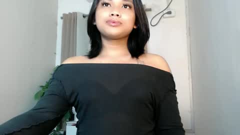 Snapshot of seductivedeluxe69 chatting on May 31, 2026, 7:26 pm Deluxe online show from May 31, 2026, 7:26 pm