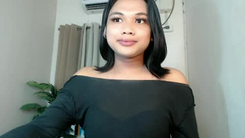 Snapshot of seductivedeluxe69 chatting on June 13, 2026, 7:12 pm Deluxe online show from June 13, 2026, 7:12 pm