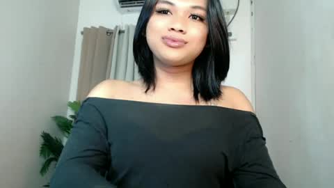 Snapshot of seductivedeluxe69 chatting on June 28, 2026, 6:52 am Deluxe online show from June 28, 2026, 6:52 am