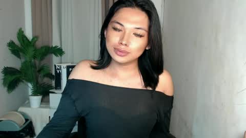 Snapshot of seductivedeluxe69 chatting on July 29, 2026, 8:56 am Deluxe online show from July 29, 2026, 8:56 am