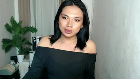 Snapshot of seductivedeluxe69 chatting on July 30, 2026, 1:21 pm Deluxe online show from July 30, 2026, 1:21 pm