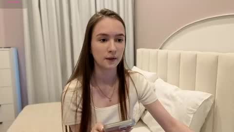 Seelexi online show from June 16, 2026, 2:52 pm