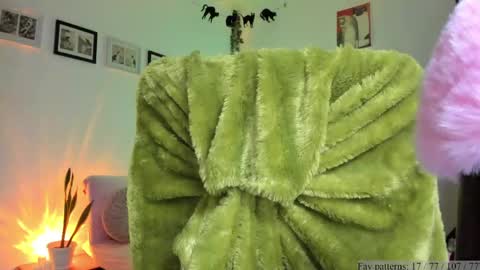 Luciana online show from April 28, 2026, 10:48 pm
