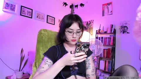 Luciana online show from May 1, 2026, 1:32 am