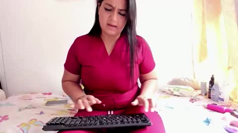 Karen online show from October 21, 2025, 3:24 pm