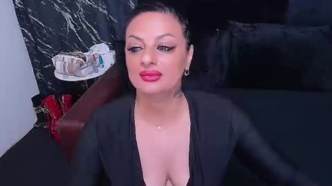Selene online show from July 30, 2026, 5:06 am
