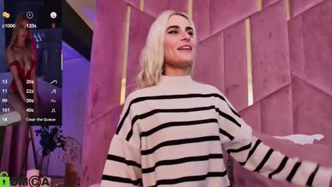 Snapshot of selenadaze chatting on November 19, 2025, 5:07 am Selena online show from November 19, 2025, 5:07 am