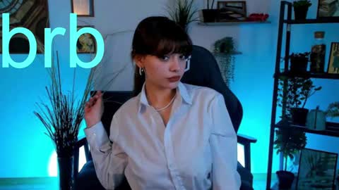 Selena ntmy online show from February 19, 2025, 5:06 pm