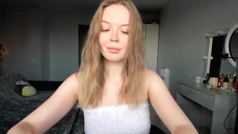 Snapshot of selenagentle chatting on January 17, 2026, 7:02 am selenagentle online show from January 17, 2026, 7:02 am