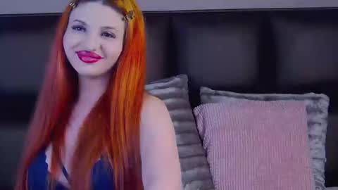 Snapshot of selenahanson chatting on February 27, 2025, 12:43 am SelenaHanson online show from February 27, 2025, 12:43 am