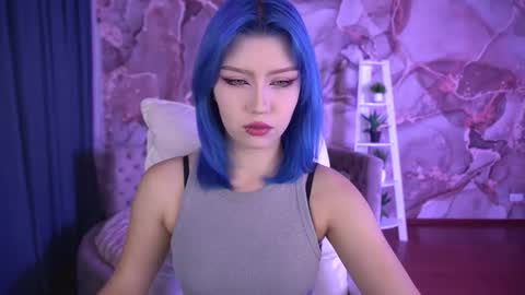 selenairis online show from November 21, 2025, 9:13 pm