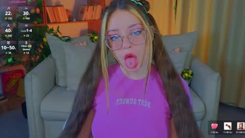 Snapshot of selenamills chatting on April 3, 2026, 2:09 am selenamills online show from April 3, 2026, 2:09 am
