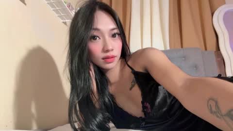 Snapshot of selenareyes chatting on November 10, 2025, 1:54 pm JC online show from November 10, 2025, 1:54 pm