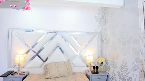 Snapshot of selenareyess chatting on November 23, 2025, 12:49 pm Selena reyess online show from November 23, 2025, 12:49 pm