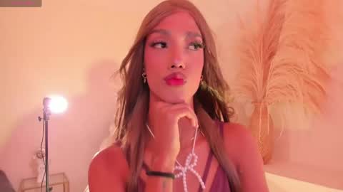 Snapshot of selenarogers chatting on May 30, 2026, 4:59 pm Selena Rogers online show from May 30, 2026, 4:59 pm