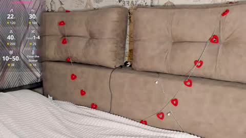 My name is Selena  Like my broadcast pls online show from March 19, 2026, 4:05 am