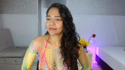 Selene online show from April 30, 2026, 2:34 pm