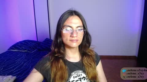 selene_s3xy online show from December 9, 2024, 3:18 am