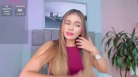 Selene online show from May 1, 2026, 2:27 am