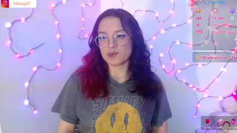 Snapshot of seleneg chatting on June 19, 2026, 2:27 am Selene G online show from June 19, 2026, 2:27 am