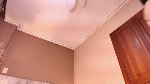 Selene Lujan online show from March 4, 2026, 12:11 pm