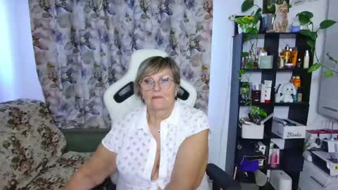 Selenna online show from January 4, 2025, 6:09 am