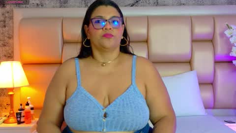 Selenna Cooper online show from January 17, 2026, 11:37 am