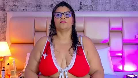 Selenna Cooper online show from April 28, 2026, 11:37 am