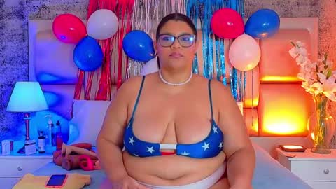 Selenna Cooper online show from July 4, 2026, 12:33 pm