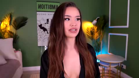 Snapshot of selennevoss chatting on July 17, 2026, 10:00 am Selenne online show from July 17, 2026, 10:00 am