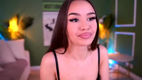 Snapshot of selennevoss chatting on July 24, 2026, 8:34 am Selenne online show from July 24, 2026, 8:34 am