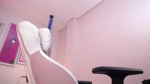 Snapshot of seleny_fitness chatting on January 17, 2025, 4:26 pm Mayte online show from January 17, 2025, 4:26 pm
