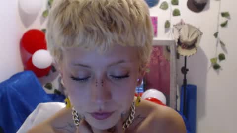 Snapshot of seley222 chatting on May 16, 2026, 2:19 am Ask me online show from May 16, 2026, 2:19 am