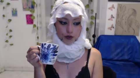 Snapshot of seley222 chatting on June 10, 2026, 1:06 am Ask me online show from June 10, 2026, 1:06 am