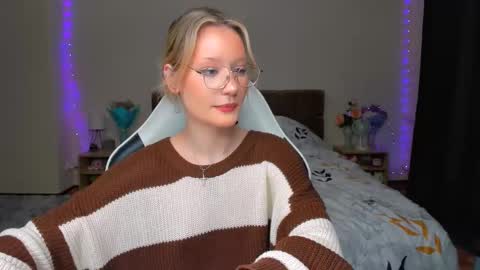 Simon and Alice online show from September 20, 2025, 8:10 pm