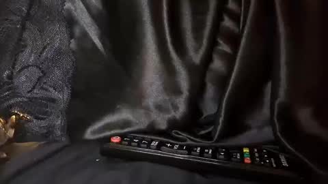 Julian Kinky Bi-guy online show from December 10, 2024, 7:58 am