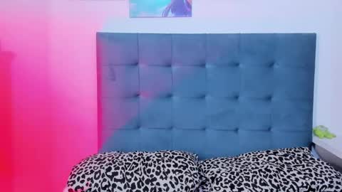 Snapshot of seline_wolf chatting on September 15, 2025, 11:05 pm Selene online show from September 15, 2025, 11:05 pm