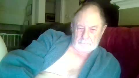 Snapshot of selkie2s chatting on January 4, 2025, 12:59 pm selkie2s online show from January 4, 2025, 12:59 pm