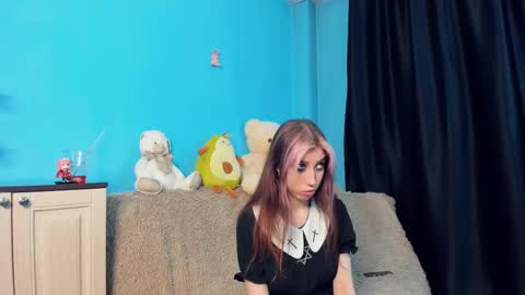 Snapshot of sell0n chatting on December 20, 2024, 3:42 pm Mindy online show from December 20, 2024, 3:42 pm